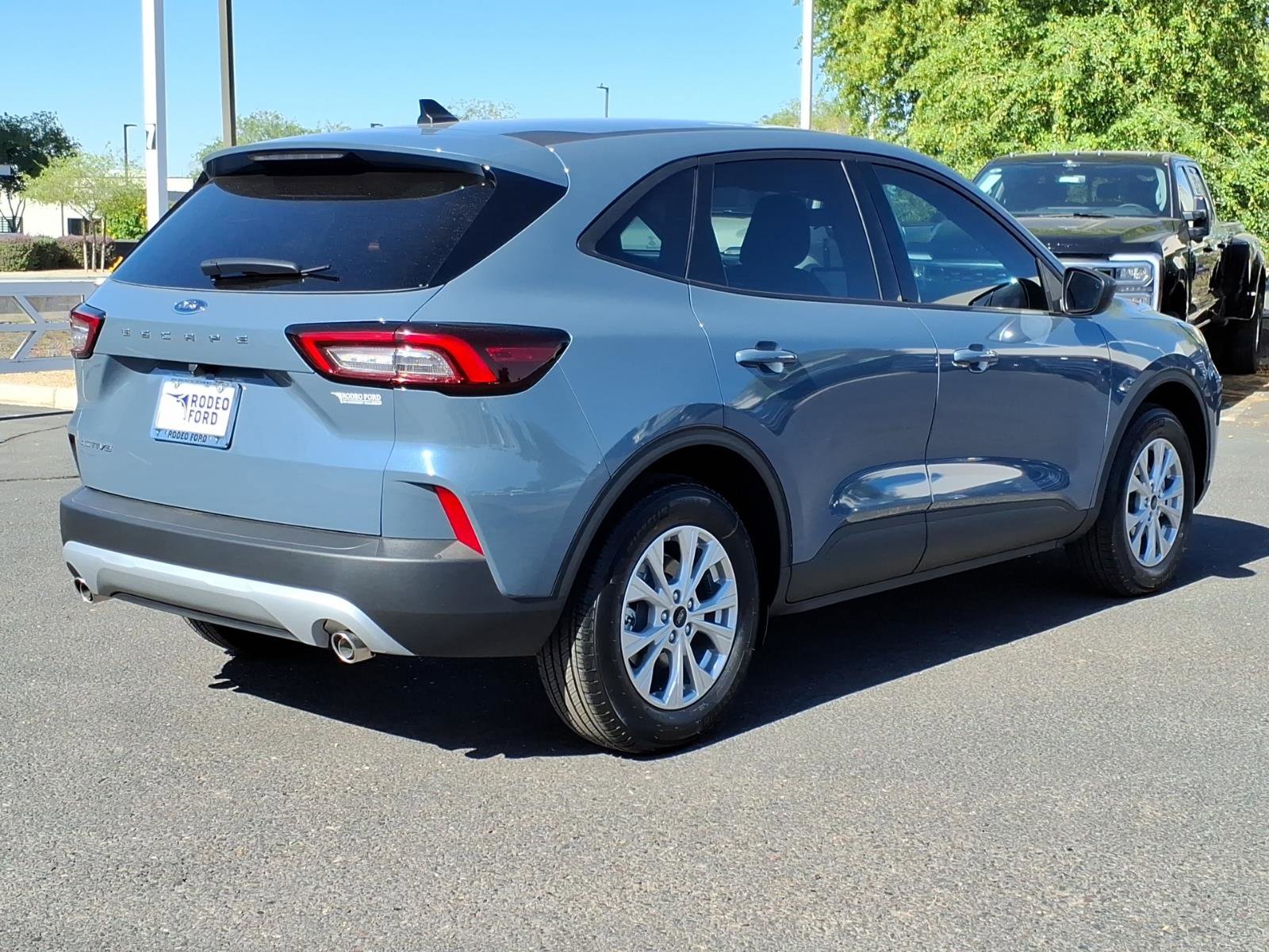 Used 2026 Ford Escape Active FWD image 5