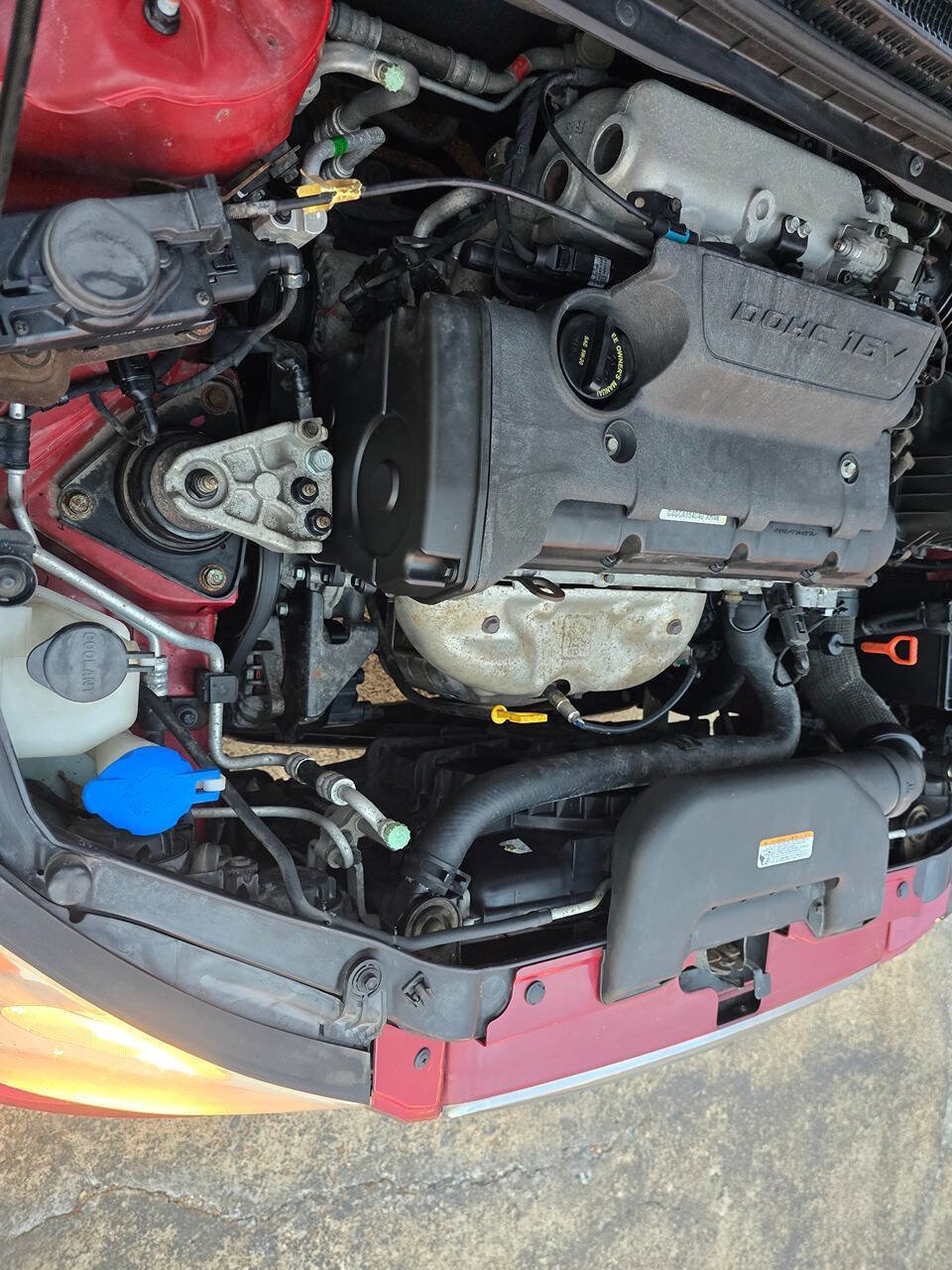 Used 2010 Hyundai Elantra GLS FWD image 39