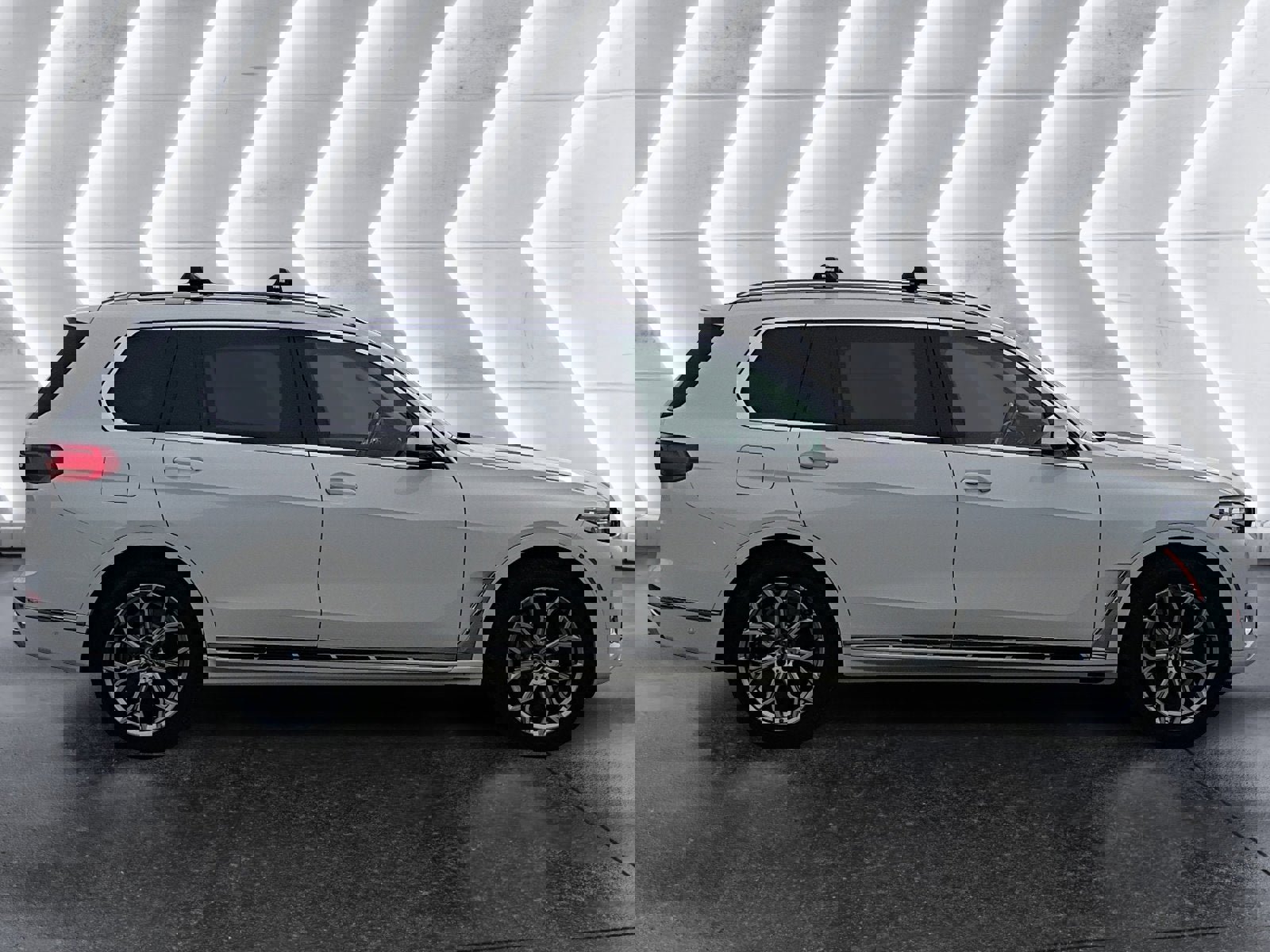 Used 2022 BMW X7 xDrive40i w/ Premium Package image 7