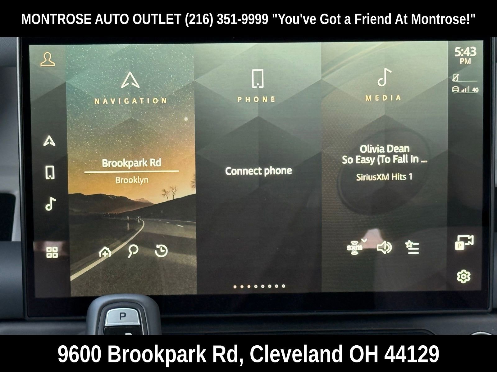 New 2026 Land Rover Defender 110 X-Dynamic SE image 22