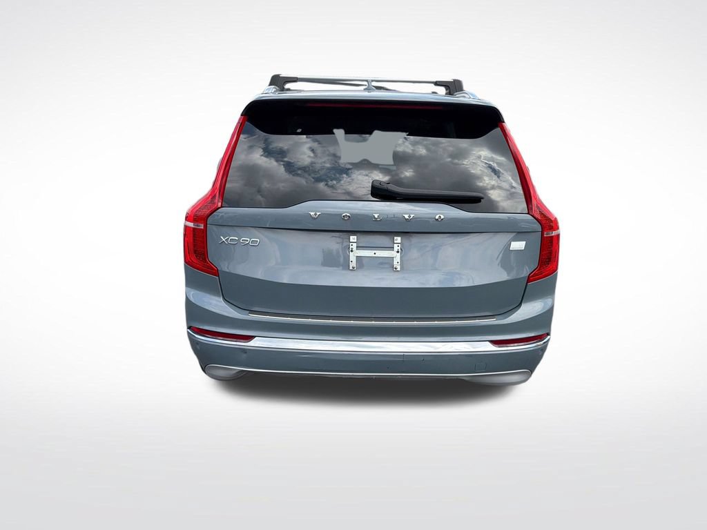 Used 2022 Volvo XC90 T8 Inscription w/ Advanced Package AWD/4WD image 4