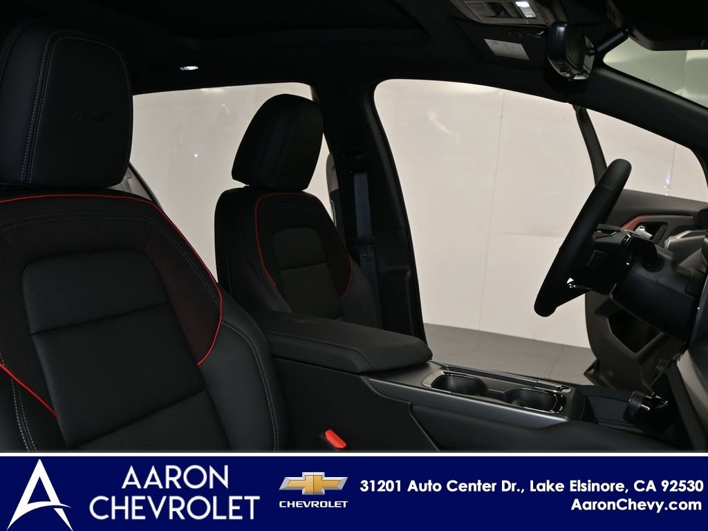 New 2026 Chevrolet Equinox EV RS FWD image 25