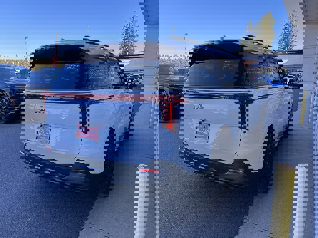 New 2026 Kia Carnival SX Prestige image 4