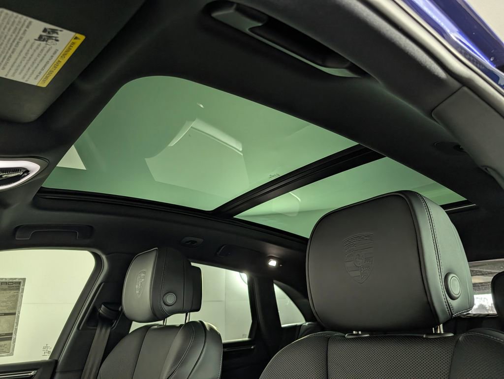 New 2026 Porsche Macan image 31