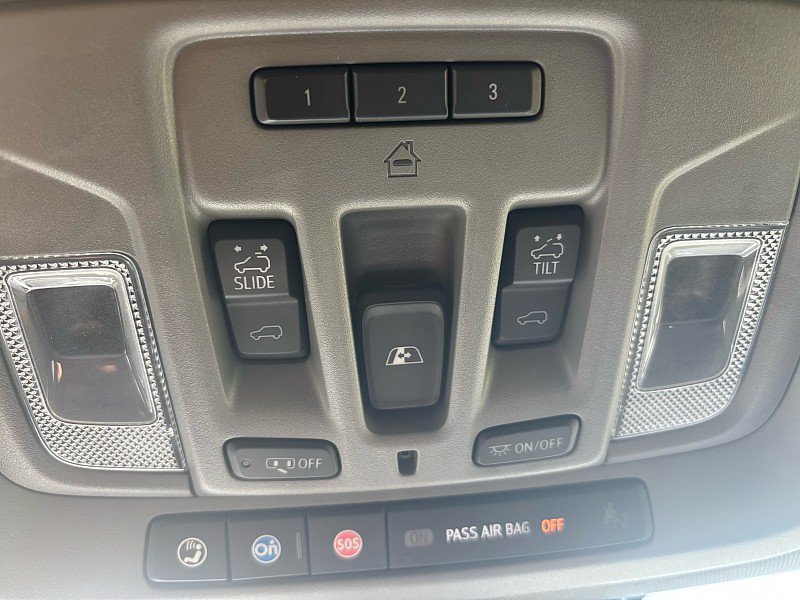 Used 2024 GMC Sierra 1500 Denali w/ Denali Reserve Package AWD/4WD image 15