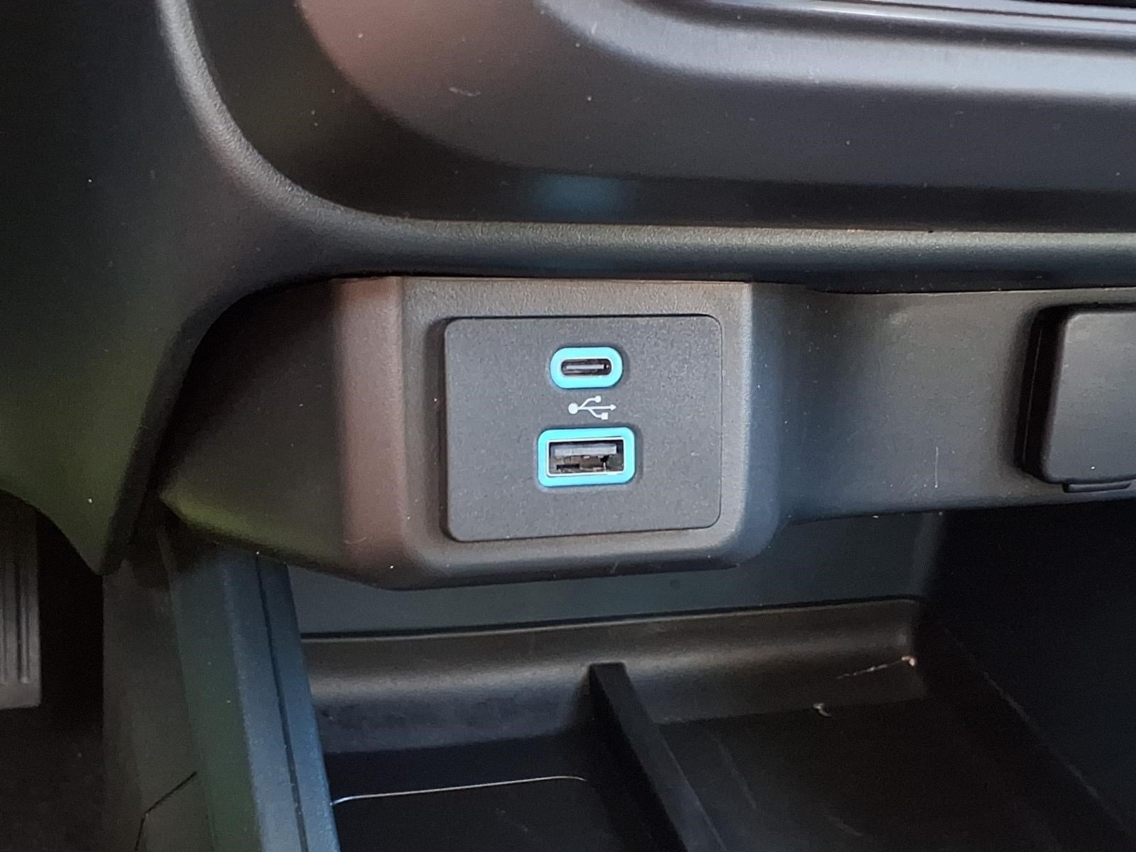 Certified 2024 Ford Maverick XL FWD image 18
