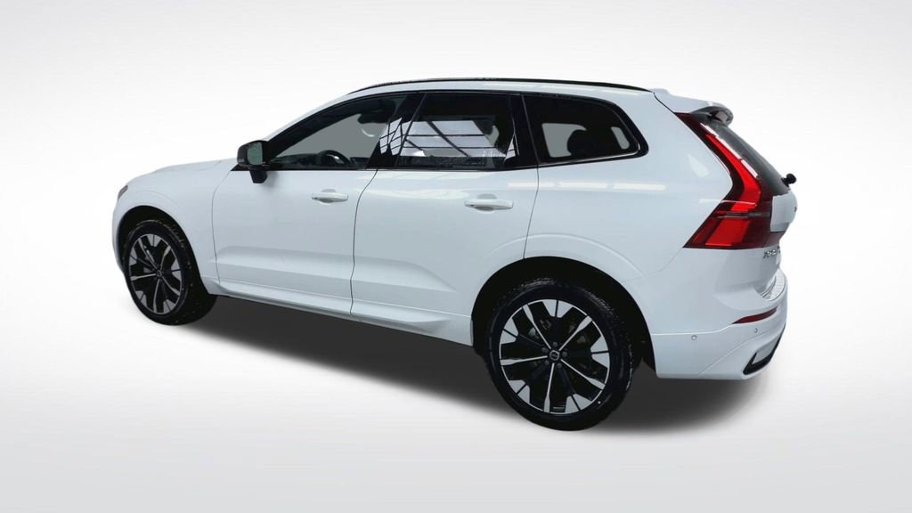 New 2026 Volvo XC60 B5 Plus w/ Protection Package Premier image 6