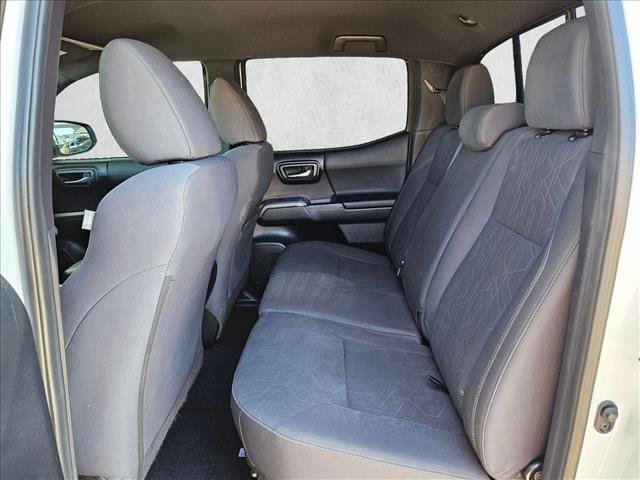 Used 2016 Toyota Tacoma TRD Off-Road w/ Towing Package image 18