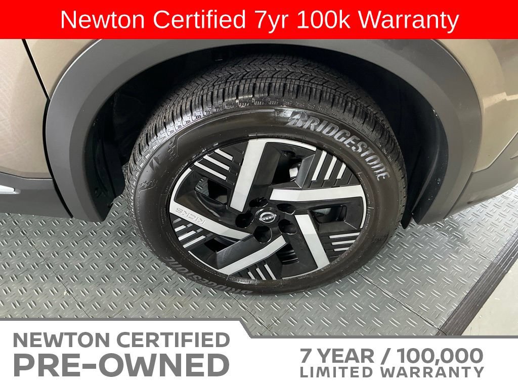 Used 2025 Nissan Kicks SV FWD image 42