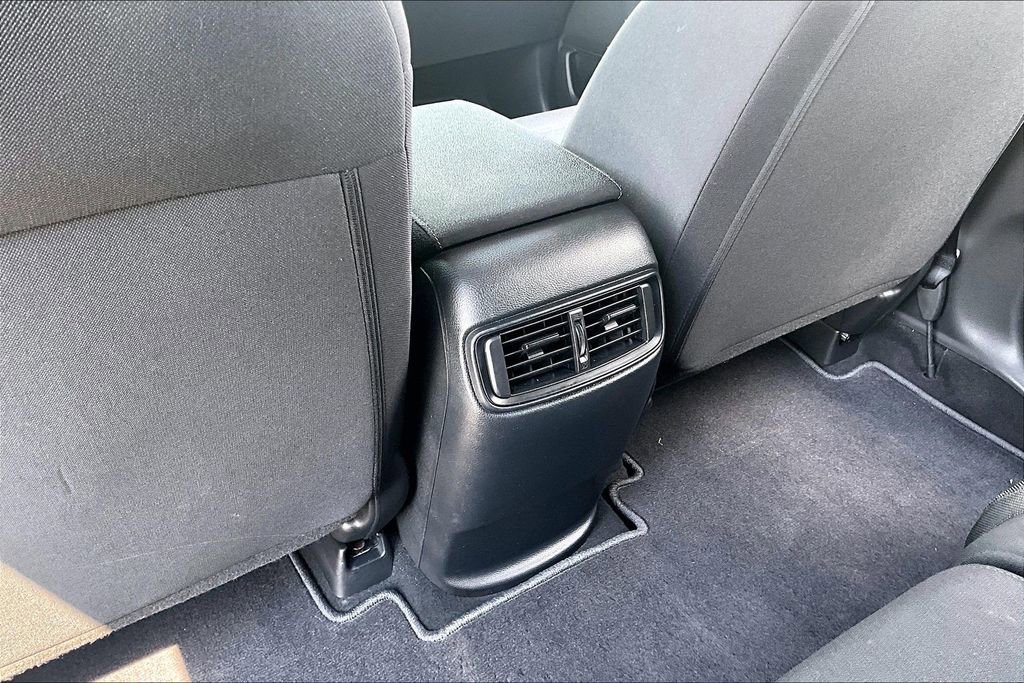 Used 2020 Honda CR-V LX image 10