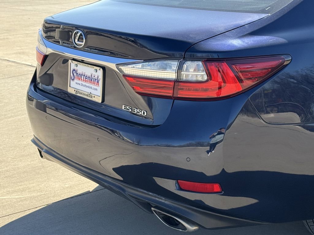 Used 2018 Lexus ES 350 w/ Premier Package image 6