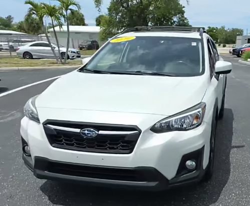 Used 2020 Subaru Crosstrek 2.0i Premium w/ Moonroof Package 1 AWD/4WD image 3