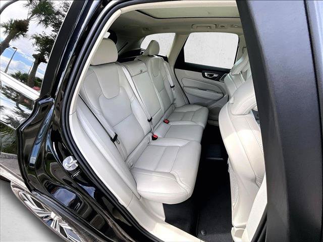 Used 2022 Volvo XC60 T8 Inscription w/ Advanced Package AWD/4WD image 26