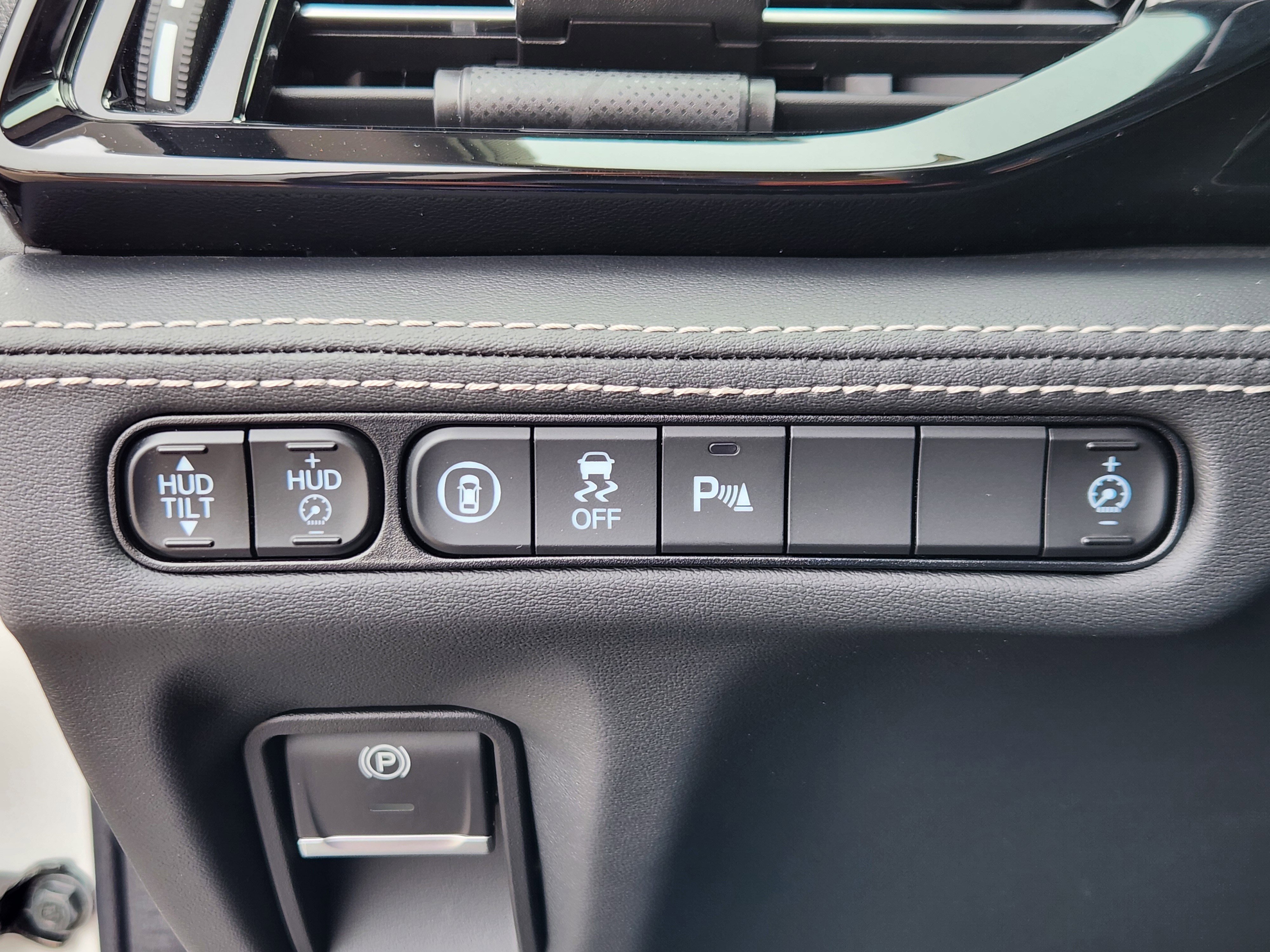 Used 2024 Acura MDX SH-AWD w/ Advance Package image 28