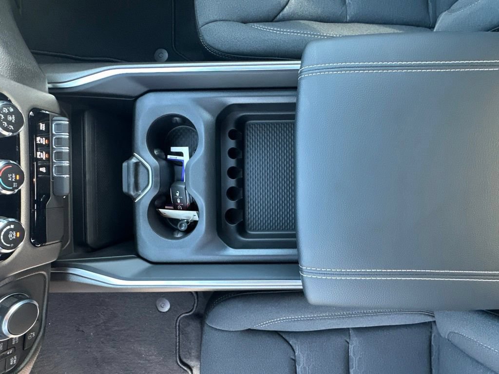 New 2026 RAM 1500 Express AWD/4WD image 33