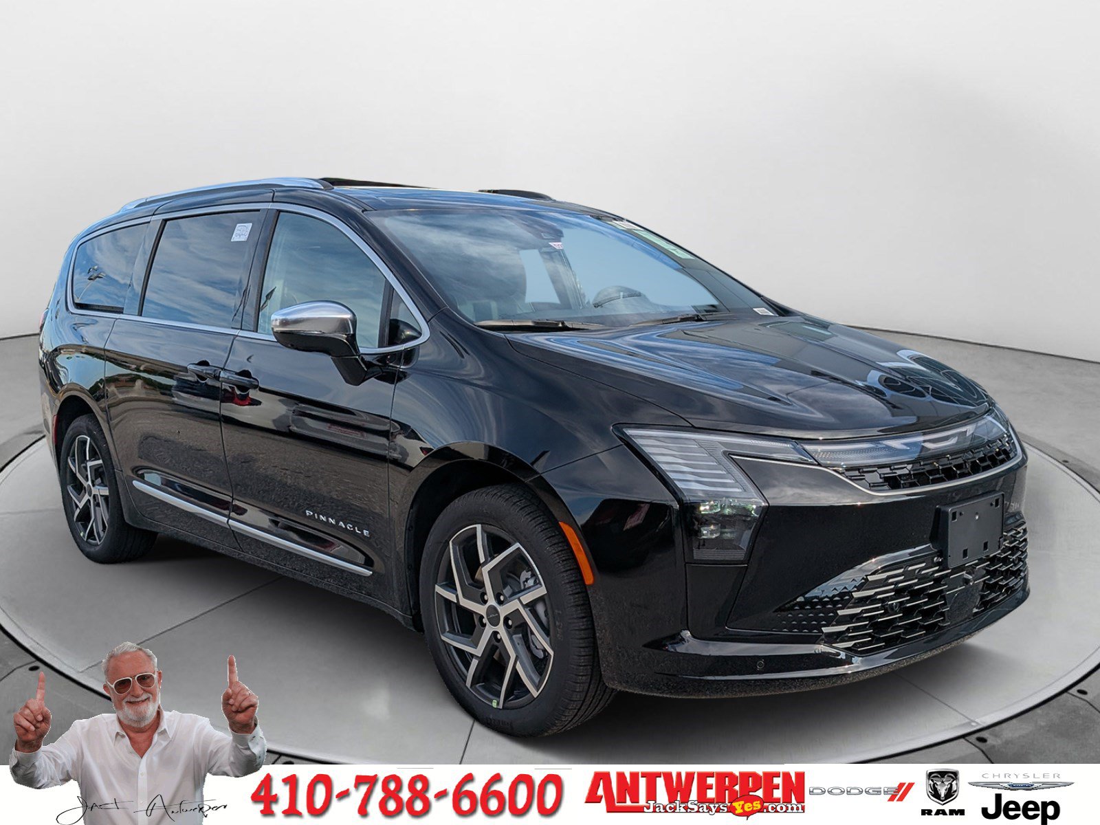 New 2027 Chrysler Pacifica Pinnacle w/ Theater Group AWD/4WD image 1