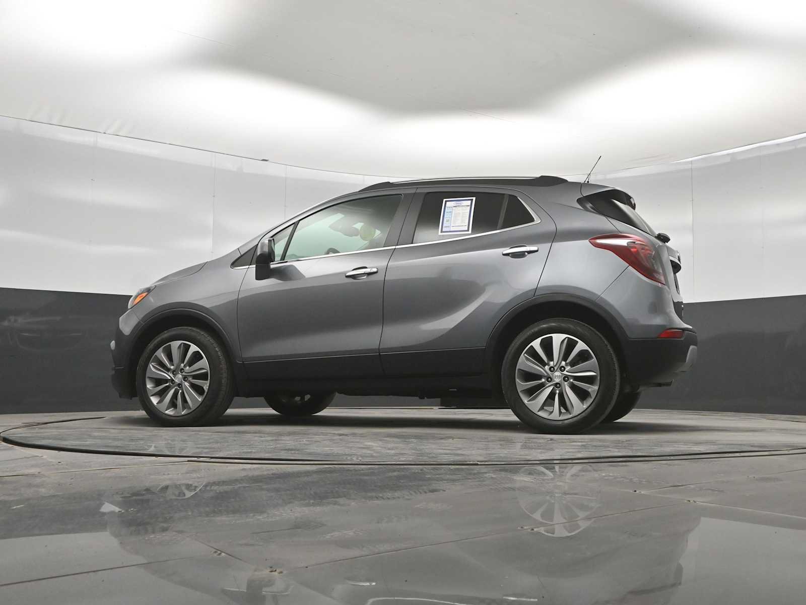 Used 2020 Buick Encore Preferred FWD image 36