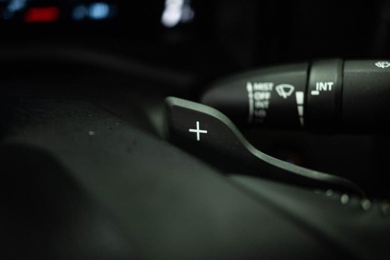 Used 2025 Toyota Camry SE FWD image 17