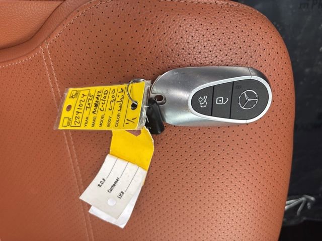 Used 2025 Mercedes-Benz C 300 4MATIC Sedan image 40