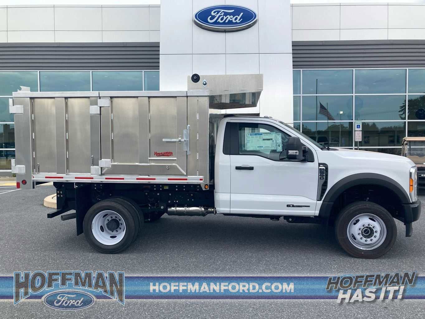 New 2023 Ford F550 4x4 Regular Cab Super Duty image 3