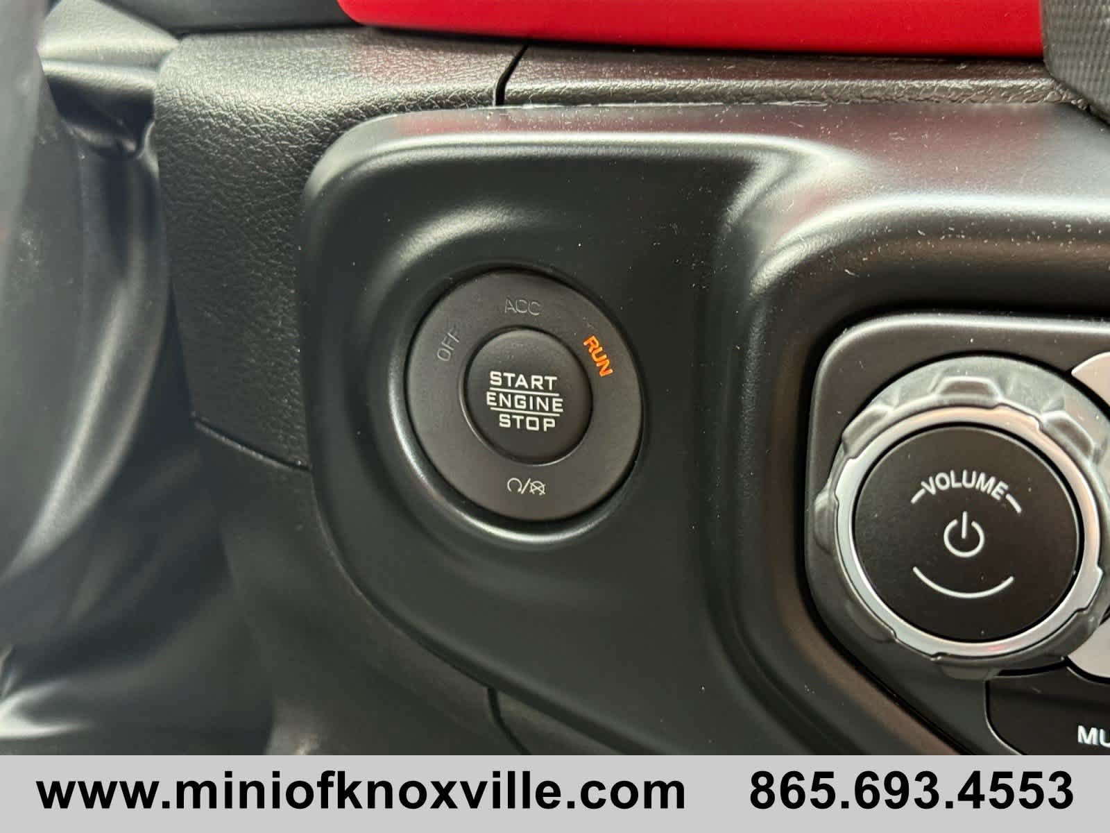 Used 2022 Jeep Wrangler Unlimited Rubicon AWD/4WD image 27