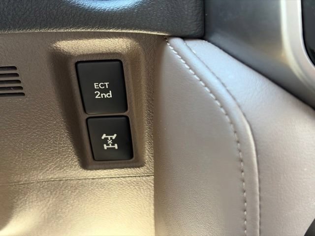 Used 2022 Lexus GX 460 Premium w/ Premium Package AWD/4WD image 36