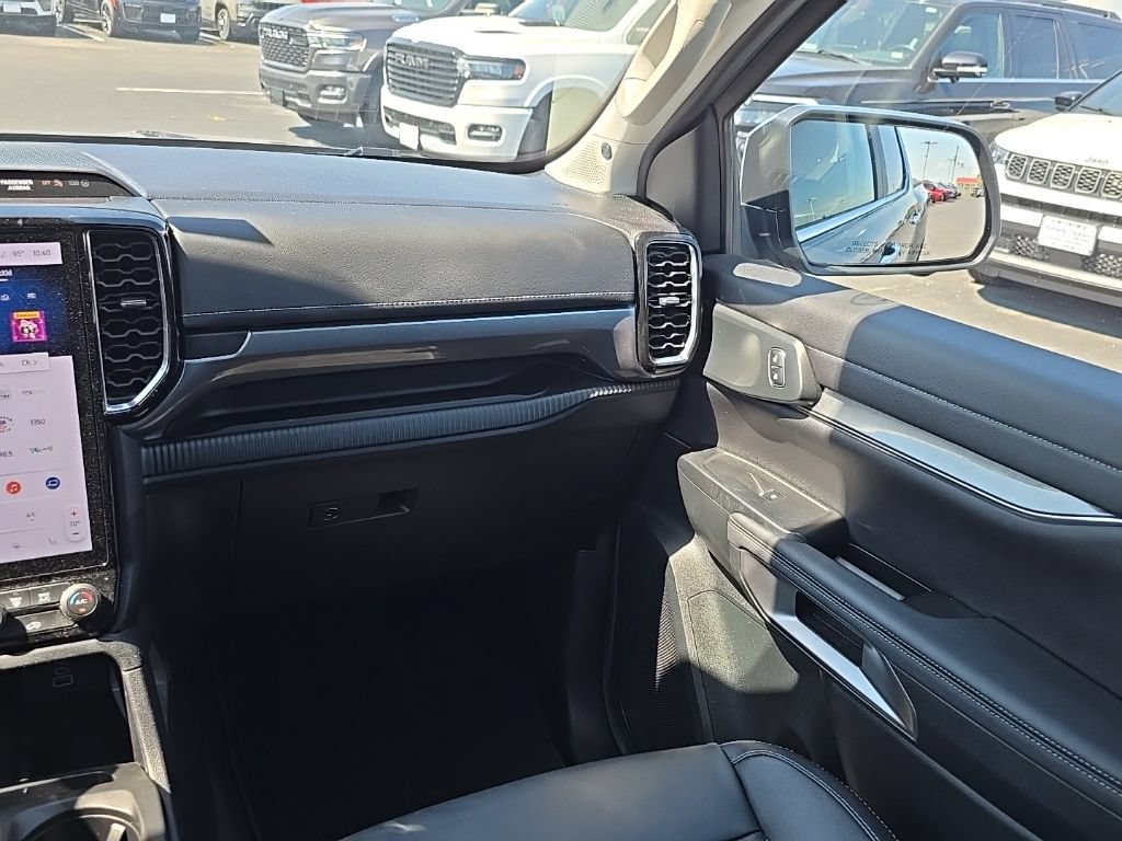Used 2024 Ford Ranger Lariat w/ Advanced Towing Package AWD/4WD image 17