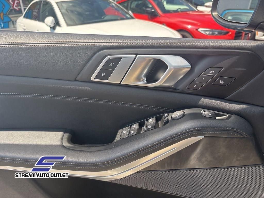 Used 2024 BMW X5 xDrive40i w/ Premium Package image 26