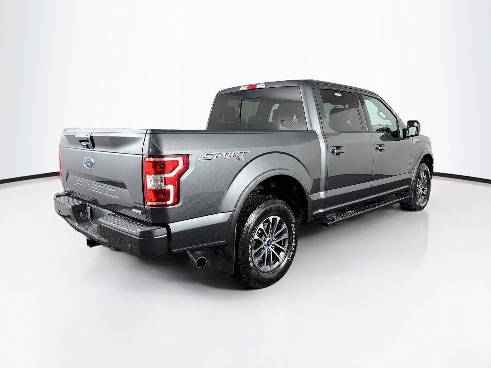 Used 2020 Ford F150 XLT w/ Equipment Group 302A Luxury AWD/4WD image 11