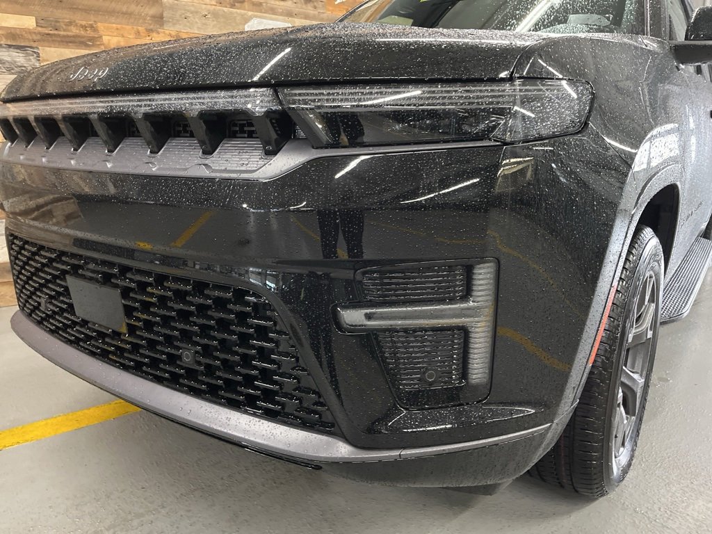 New 2026 Jeep Grand Wagoneer L Limited image 9