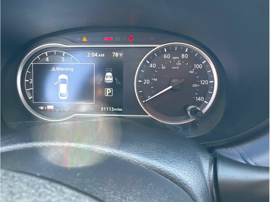 Used 2023 Nissan Versa SV FWD image 17