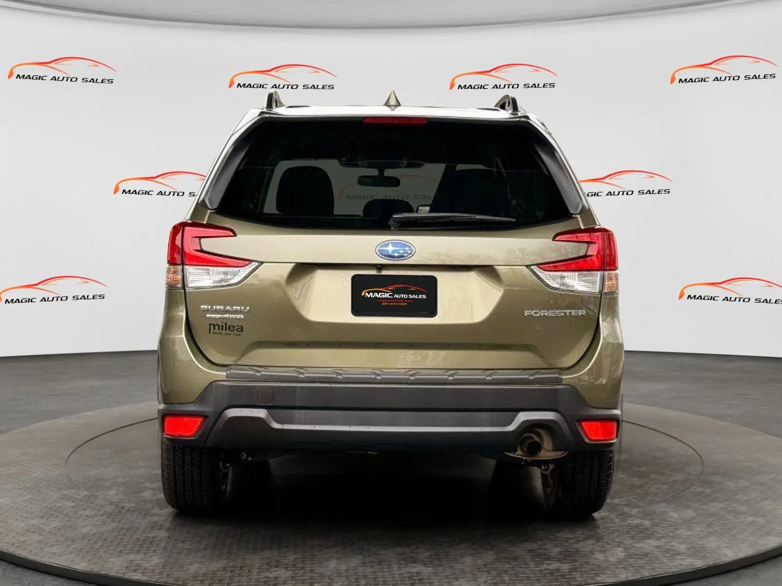 Used 2022 Subaru Forester Premium AWD/4WD image 8