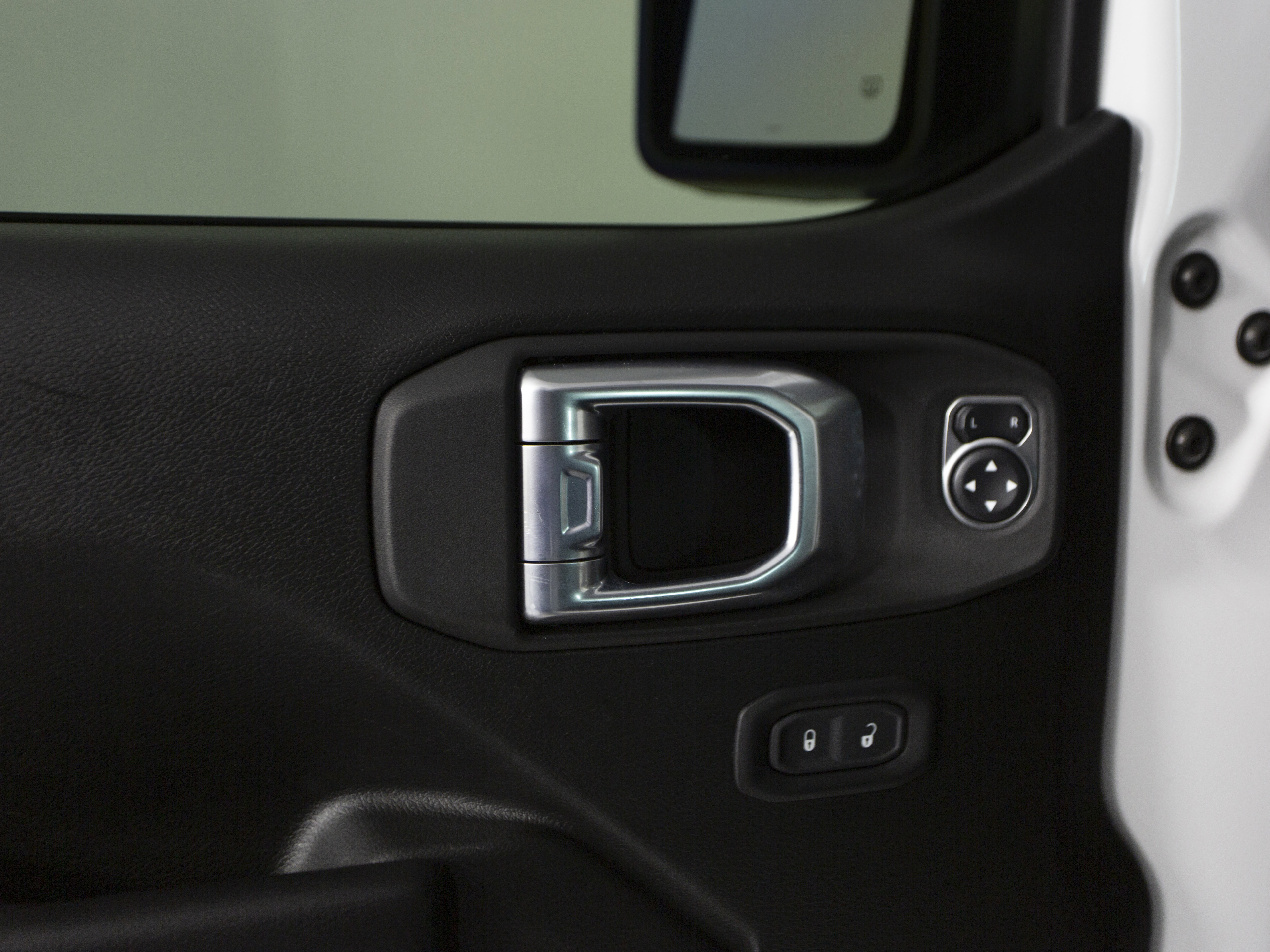 Used 2021 Jeep Wrangler Sport image 11