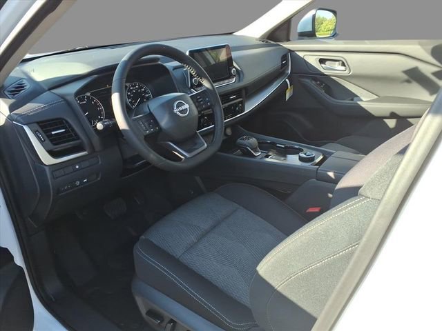 New 2026 Nissan Rogue SV image 4