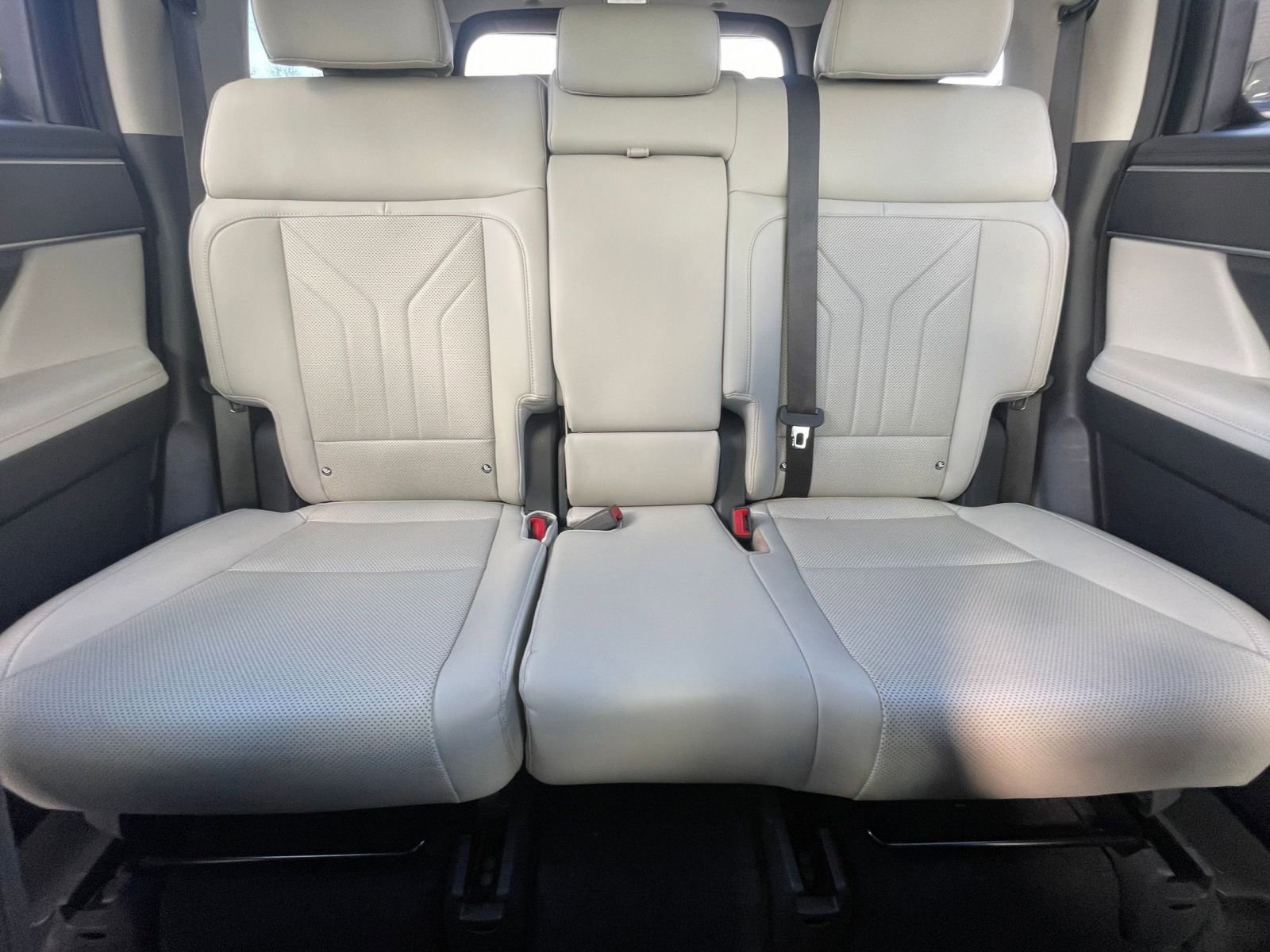 Used 2025 Hyundai Santa Fe SEL image 38