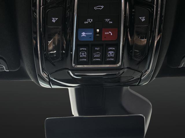 Used 2024 Jeep Grand Wagoneer Series III image 29