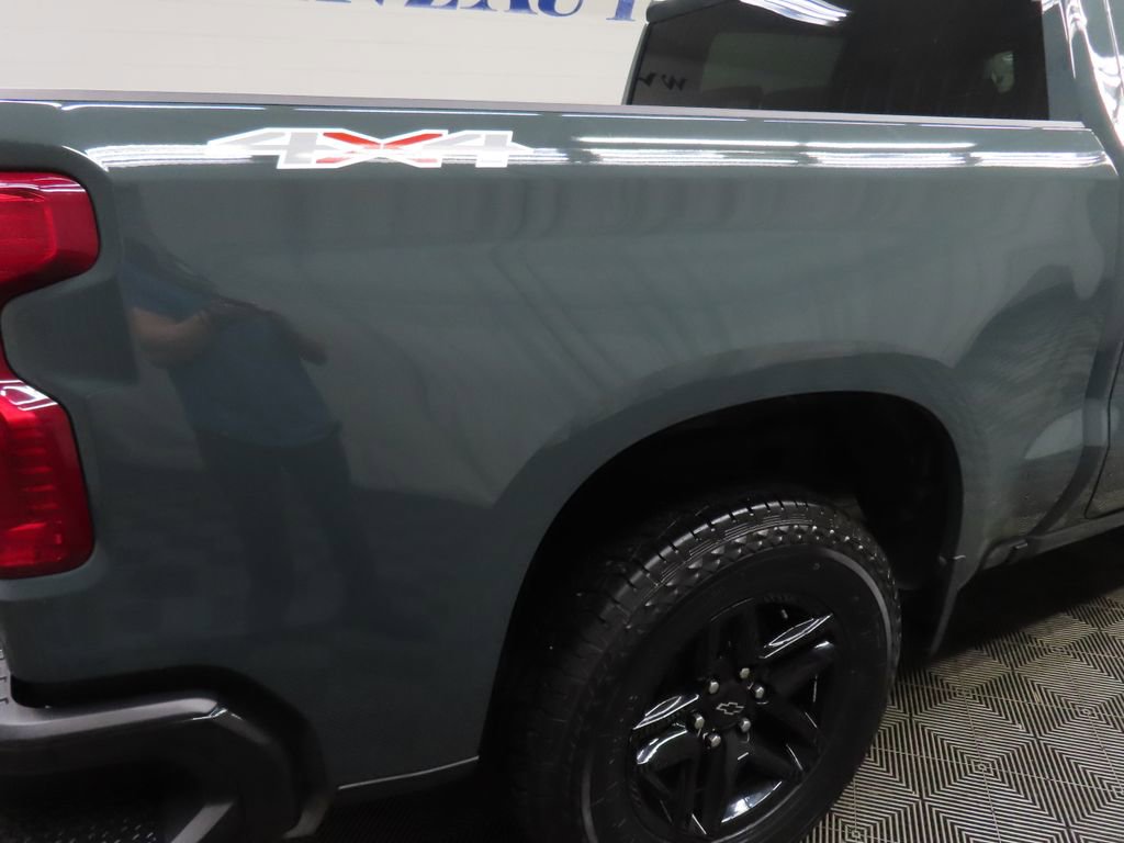 Used 2025 Chevrolet Silverado 1500 LT image 31