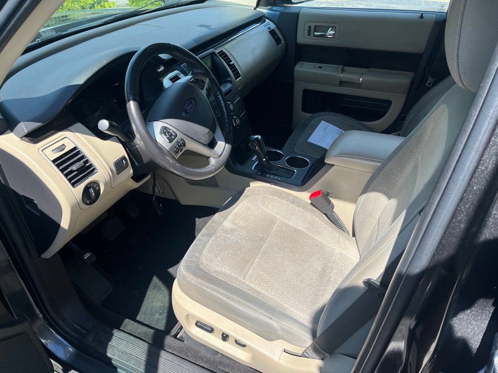 Used 2019 Ford Flex SEL FWD image 6