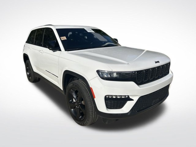 Used 2024 Jeep Grand Cherokee Limited w/ Black Appearance Package RWD image 5