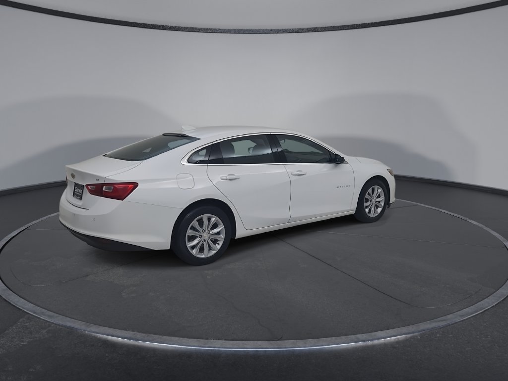 Used 2025 Chevrolet Malibu LT FWD image 16