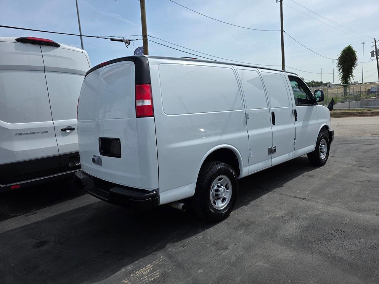 Used 2019 Chevrolet Express 2500 w/ Safety Package image 6