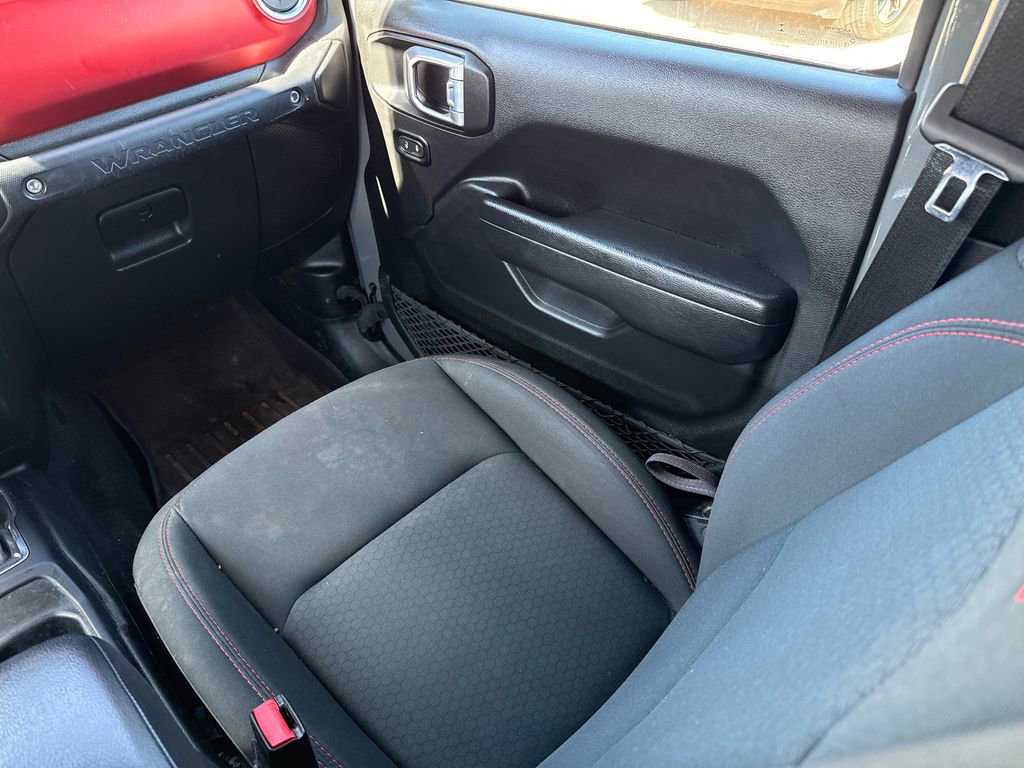 Used 2022 Jeep Wrangler Unlimited Rubicon w/ LED Lighting Group image 13