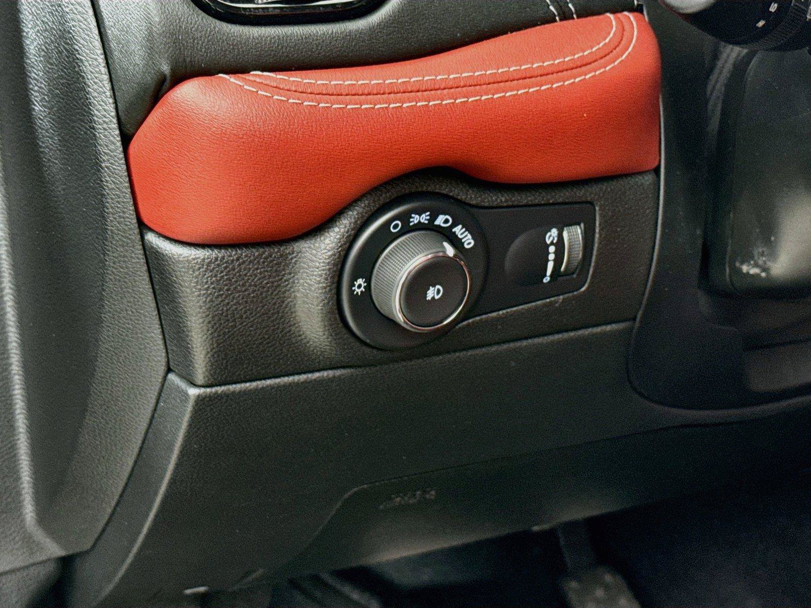 Used 2023 Dodge Durango SRT AWD/4WD image 14