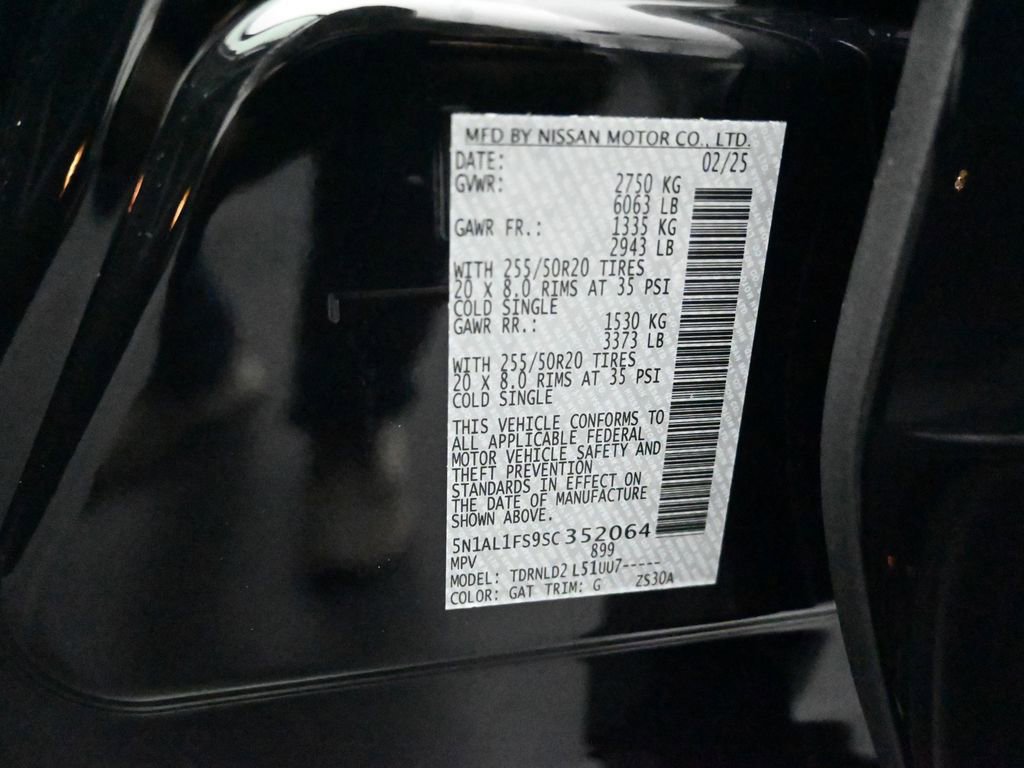 Certified 2025 INFINITI QX60 Luxe image 33