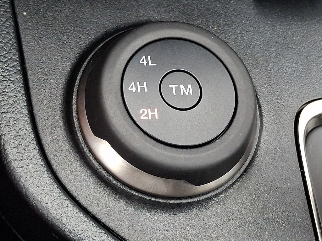 Used 2021 Ford Ranger Lariat w/ Tremor Off-Road Package AWD/4WD image 27