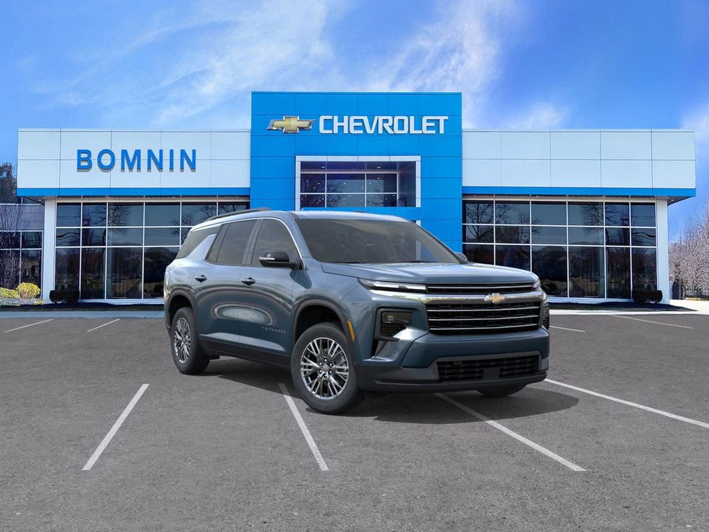 New 2026 Chevrolet Traverse LT FWD image 2