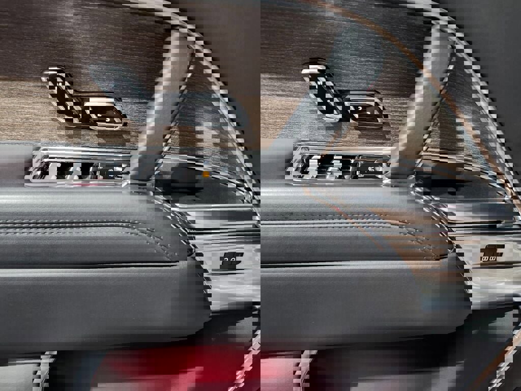 Used 2023 Land Rover Range Rover SE AWD/4WD image 18