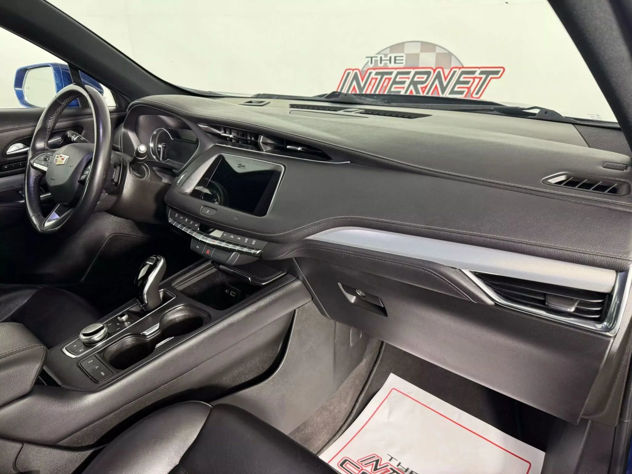 Used 2021 Cadillac XT4 Premium Luxury image 12