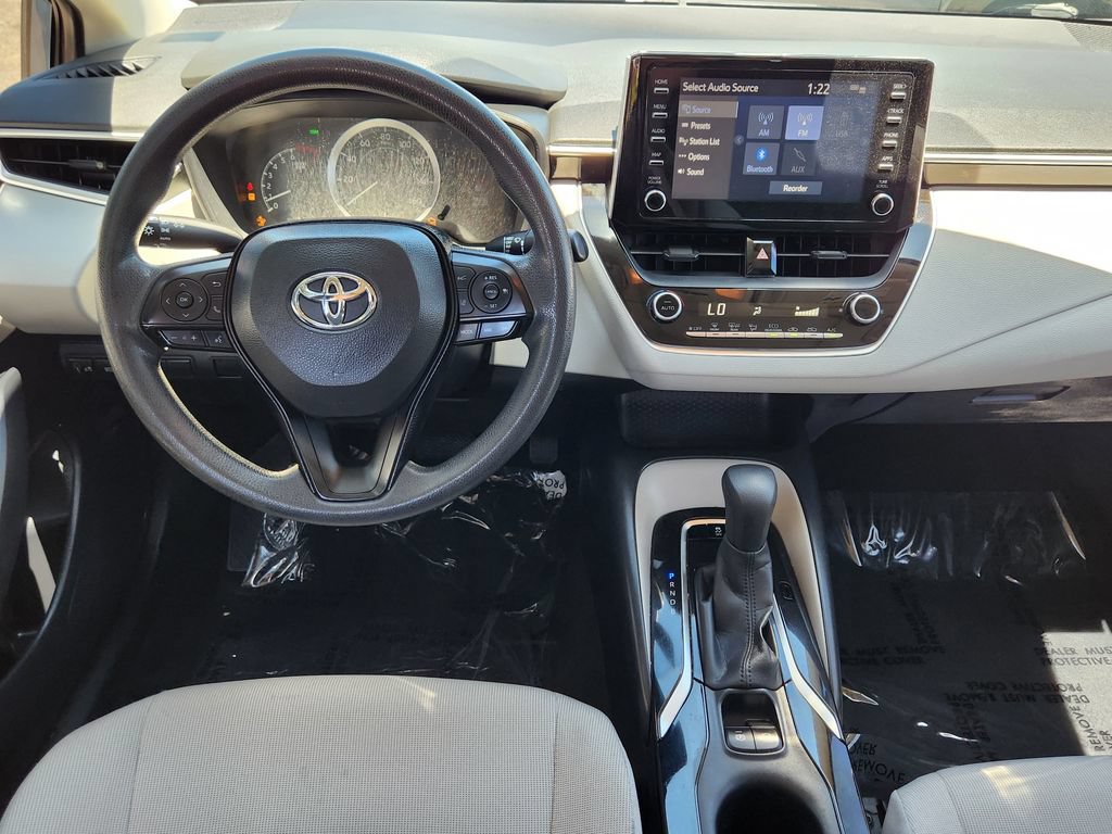 Used 2020 Toyota Corolla LE w/ LE Premium Package FWD image 3
