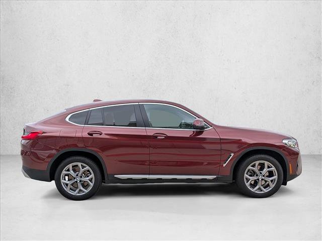Used 2025 BMW X4 xDrive30i AWD/4WD image 4